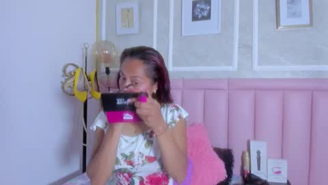 Snapshot of hoollyhendrix chatting on March 3, 2026, 9:31 pm holly online show from March 3, 2026, 9:31 pm