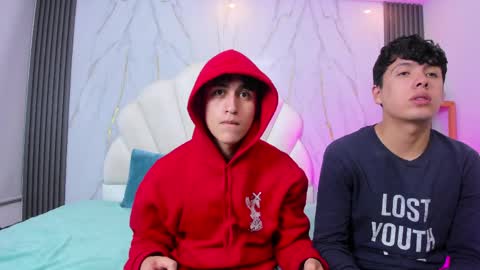 hoot_booys_ online show from April 5, 2026, 8:50 pm