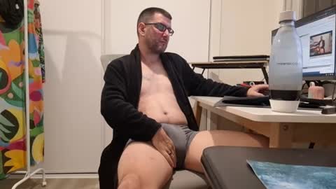 hopefulguy86 online show from July 9, 2026, 8:18 am