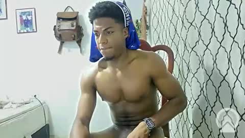 Snapshot of horneyguy2399 chatting on January 12, 2025, 5:13 am sugarbaby online show from January 12, 2025, 5:13 am