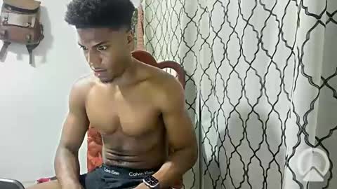 Snapshot of horneyguy2399 chatting on January 21, 2025, 5:16 am sugarbaby online show from January 21, 2025, 5:16 am