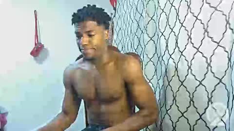 Snapshot of horneyguy2399 chatting on February 5, 2025, 1:37 am sugarbaby online show from February 5, 2025, 1:37 am