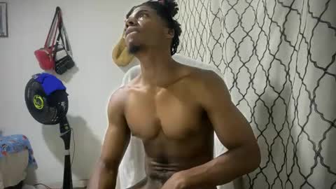 Snapshot of horneyguy2399 chatting on September 27, 2025, 1:16 pm sugarbaby online show from September 27, 2025, 1:16 pm