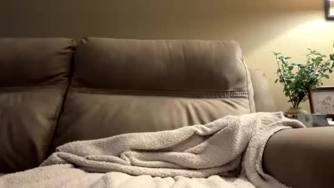 hornieecum online show from January 18, 2026, 1:04 pm