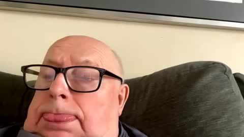 Cum suck Me off online show from April 10, 2026, 10:09 am