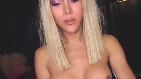 horny_ayahh online show from March 6, 2025, 8:37 pm