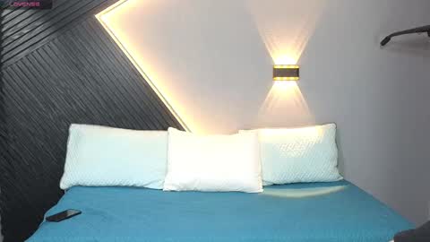 horny_nick18 online show from February 19, 2026, 11:39 am