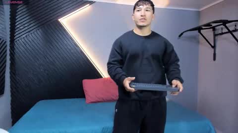 horny_nick18 online show from March 19, 2026, 11:47 am