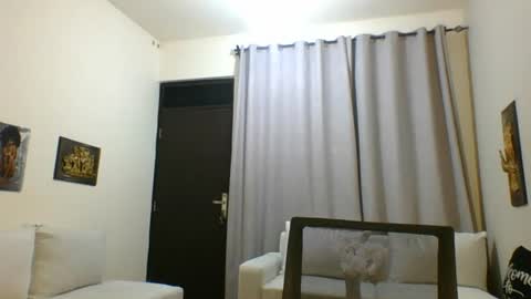 Snapshot of horny_princcess chatting on June 14, 2026, 5:26 pm horny_princcess online show from June 14, 2026, 5:26 pm