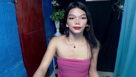 Snapshot of horny_rhiana chatting on February 4, 2026, 1:00 am Rhiana online show from February 4, 2026, 1:00 am