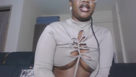 Snapshot of horny_sexxy_babe chatting on May 21, 2026, 1:40 pm Lucy online show from May 21, 2026, 1:40 pm
