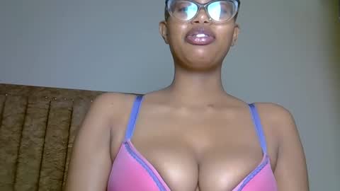 horny_sexy_baby online show from December 14, 2025, 11:53 pm