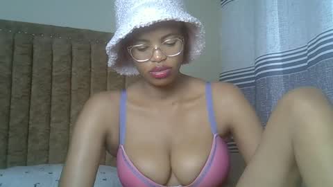 horny_sexy_baby online show from January 15, 2026, 2:21 pm