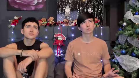 Alex and Camilo online show from December 15, 2024, 9:53 pm