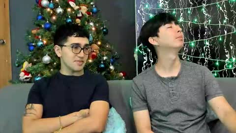 Alex and Camilo online show from December 17, 2025, 3:07 pm