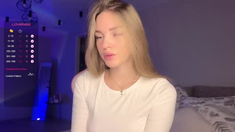 Sonya online show from December 1, 2024, 5:13 pm