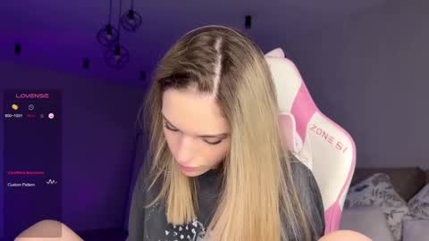 Sonya online show from March 3, 2025, 4:56 pm