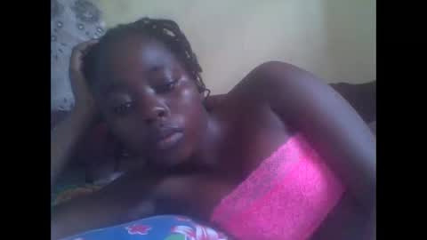 Snapshot of hornygal001 chatting on December 6, 2024, 5:31 am hornygal001 online show from December 6, 2024, 5:31 am