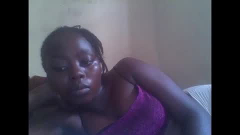 Snapshot of hornygal001 chatting on December 7, 2024, 6:32 am hornygal001 online show from December 7, 2024, 6:32 am