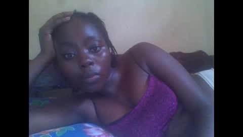 Snapshot of hornygal001 chatting on December 7, 2024, 9:39 am hornygal001 online show from December 7, 2024, 9:39 am