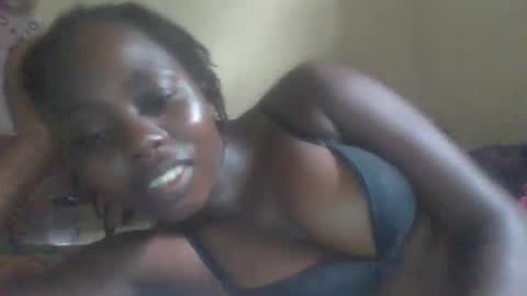 Snapshot of hornygal001 chatting on December 9, 2024, 11:04 am hornygal001 online show from December 9, 2024, 11:04 am