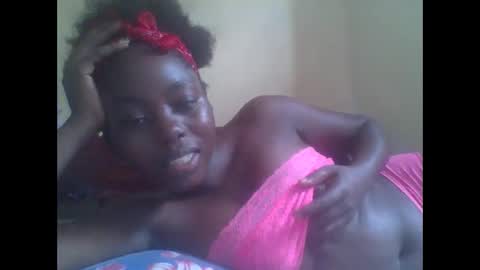 Snapshot of hornygal001 chatting on December 12, 2024, 6:57 am hornygal001 online show from December 12, 2024, 6:57 am