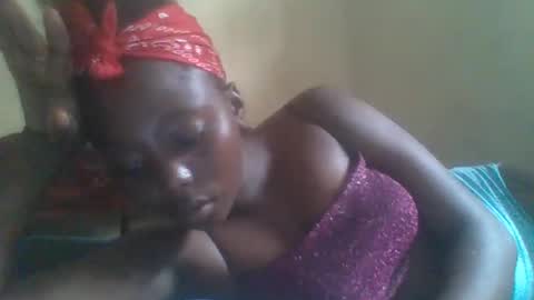 Snapshot of hornygal001 chatting on December 21, 2024, 11:22 am hornygal001 online show from December 21, 2024, 11:22 am