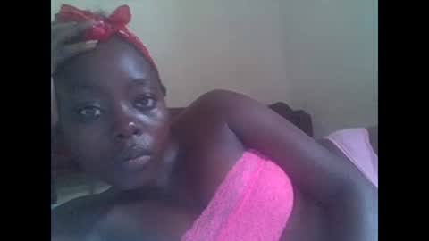 Snapshot of hornygal001 chatting on December 24, 2024, 8:11 am hornygal001 online show from December 24, 2024, 8:11 am