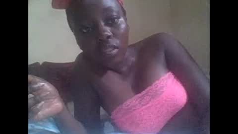 Snapshot of hornygal001 chatting on December 24, 2024, 11:17 am hornygal001 online show from December 24, 2024, 11:17 am