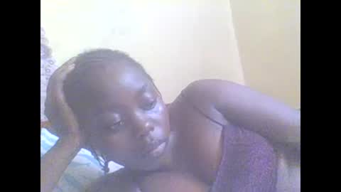 Snapshot of hornygal001 chatting on February 25, 2025, 1:39 pm hornygal001 online show from February 25, 2025, 1:39 pm