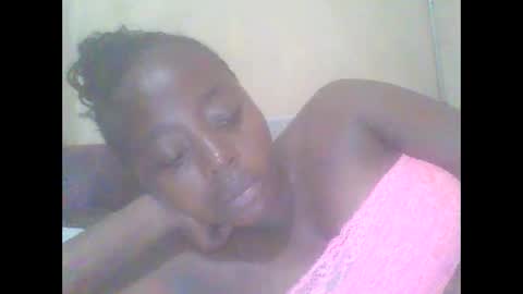 Snapshot of hornygal001 chatting on September 9, 2025, 5:40 am hornygal001 online show from September 9, 2025, 5:40 am