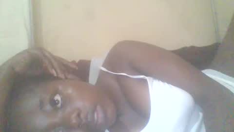 Snapshot of hornygal001 chatting on September 19, 2025, 5:09 am hornygal001 online show from September 19, 2025, 5:09 am