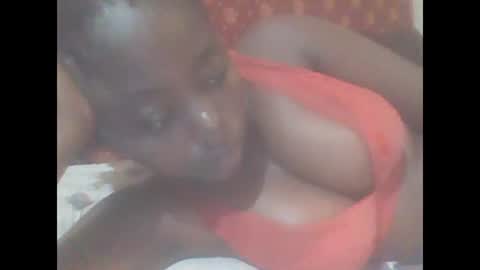 Snapshot of hornygal001 chatting on June 5, 2026, 5:25 am hornygal001 online show from June 5, 2026, 5:25 am