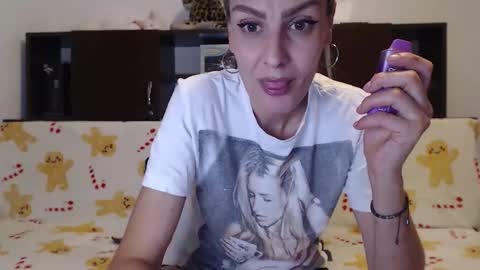 AshlineKatte online show from October 11, 2025, 6:50 pm