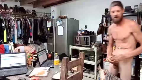 Nix  D online show from November 7, 2025, 3:34 pm