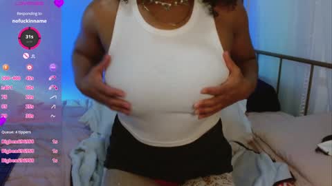 Snapshot of hornylittlehoney chatting on December 27, 2024, 6:35 am Horny Little Honey online show from December 27, 2024, 6:35 am