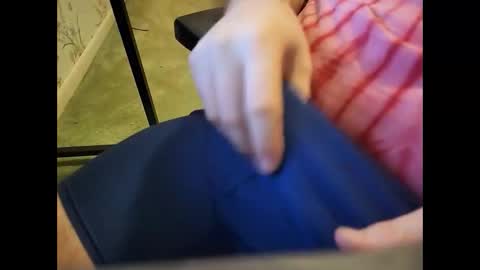 Snapshot of hornynpa chatting on December 5, 2024, 3:04 am Say hi if horny online show from December 5, 2024, 3:04 am