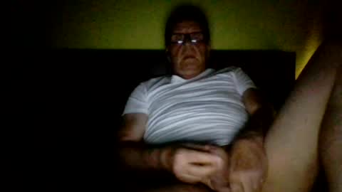 Snapshot of hornyoldman2558 chatting on July 17, 2026, 6:02 pm hornyoldman2558 online show from July 17, 2026, 6:02 pm