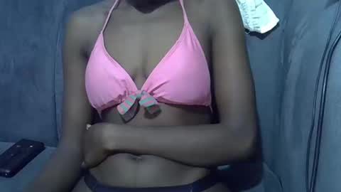 hornysoul02 online show from April 14, 2026, 5:13 am