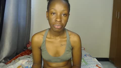 Snapshot of hornysouls01 chatting on October 7, 2025, 5:59 am hornysouls01 online show from October 7, 2025, 5:59 am