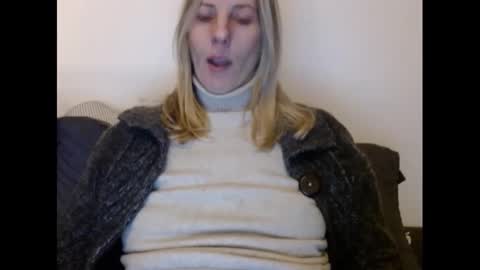 Hornyssima online show from January 18, 2025, 7:37 pm