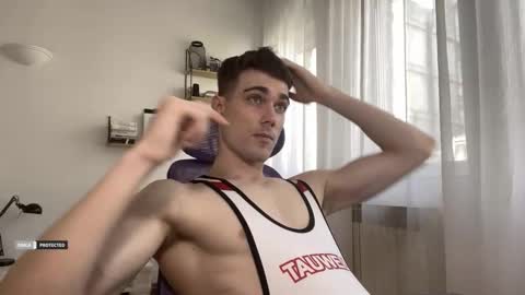 Snapshot of hornytwunk01 chatting on October 23, 2025, 9:30 am hornytwunk01 online show from October 23, 2025, 9:30 am