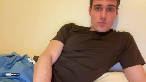 hornytwunk01 online show from April 15, 2026, 9:37 pm