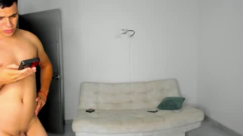 Snapshot of horrny_18_victoria chatting on May 16, 2026, 6:54 am ronald and victoria online show from May 16, 2026, 6:54 am