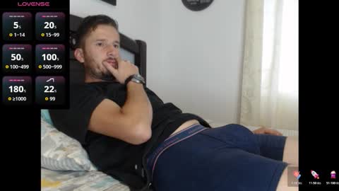 horse_man2 online show from February 3, 2026, 11:48 am