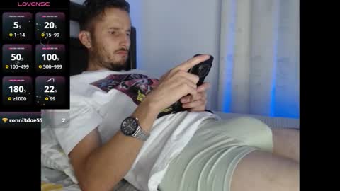 horse_man2 online show from February 4, 2026, 1:00 am