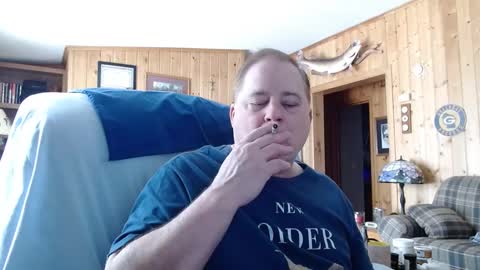 Snapshot of horsebigballs chatting on February 10, 2025, 4:58 pm horsebigballs online show from February 10, 2025, 4:58 pm