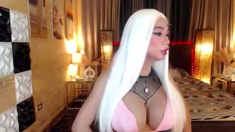 horsecockjanets online show from January 5, 2026, 8:01 pm