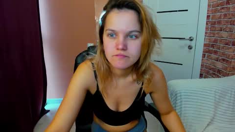 Jessica  online show from October 3, 2025, 3:58 am