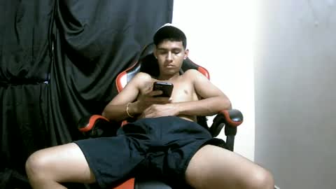 hot__mechanic online show from July 7, 2026, 6:56 pm